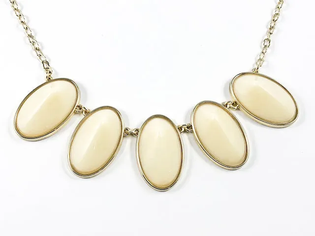 Beautiful Elegant Yellow Enamel Oval Shaped Brass Necklace