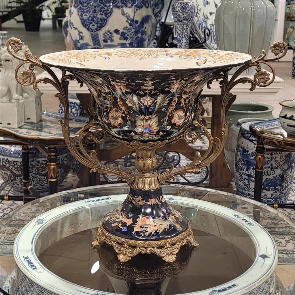 Bell Shaped Bronze Ormolu Centerpiece - Miramar