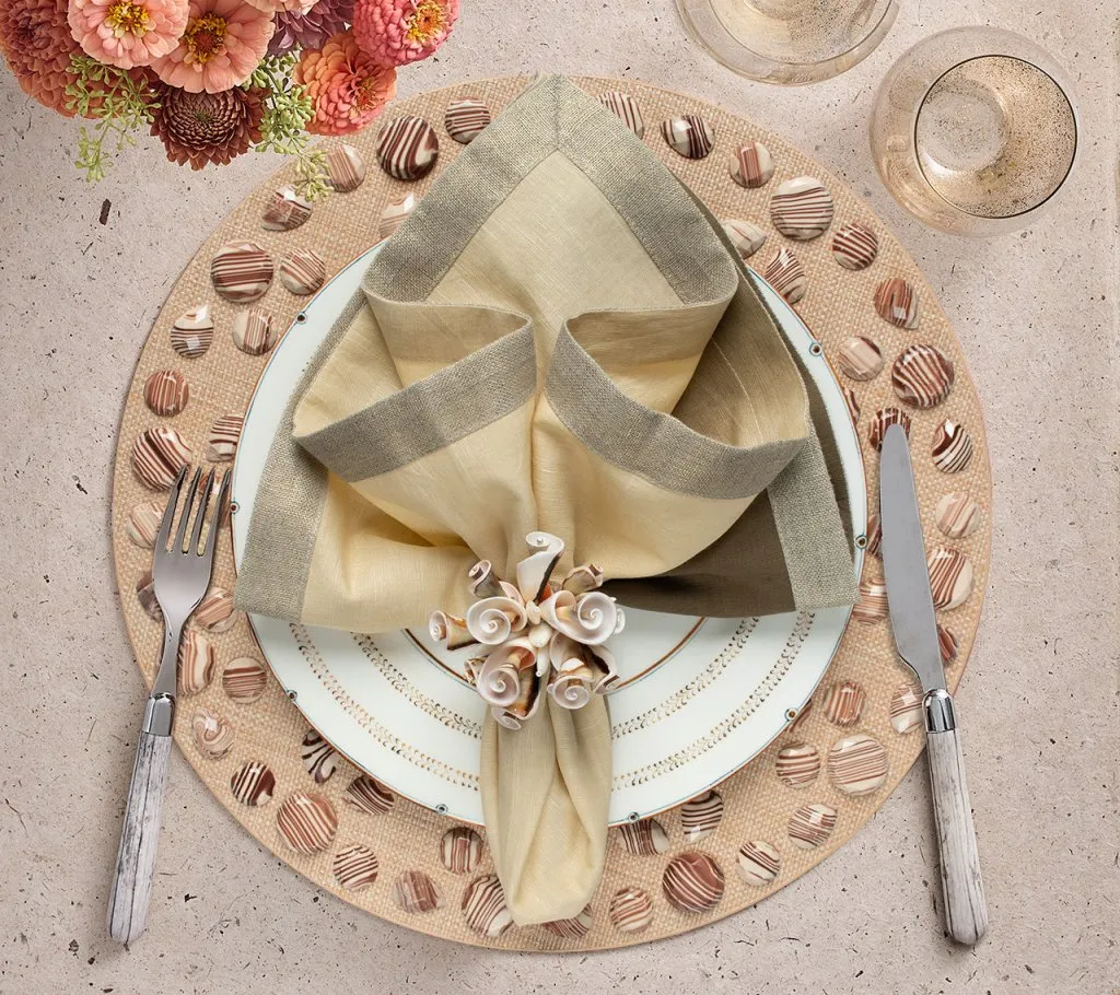 Cabochon Placemat in Natural & Brown, Set of 4
