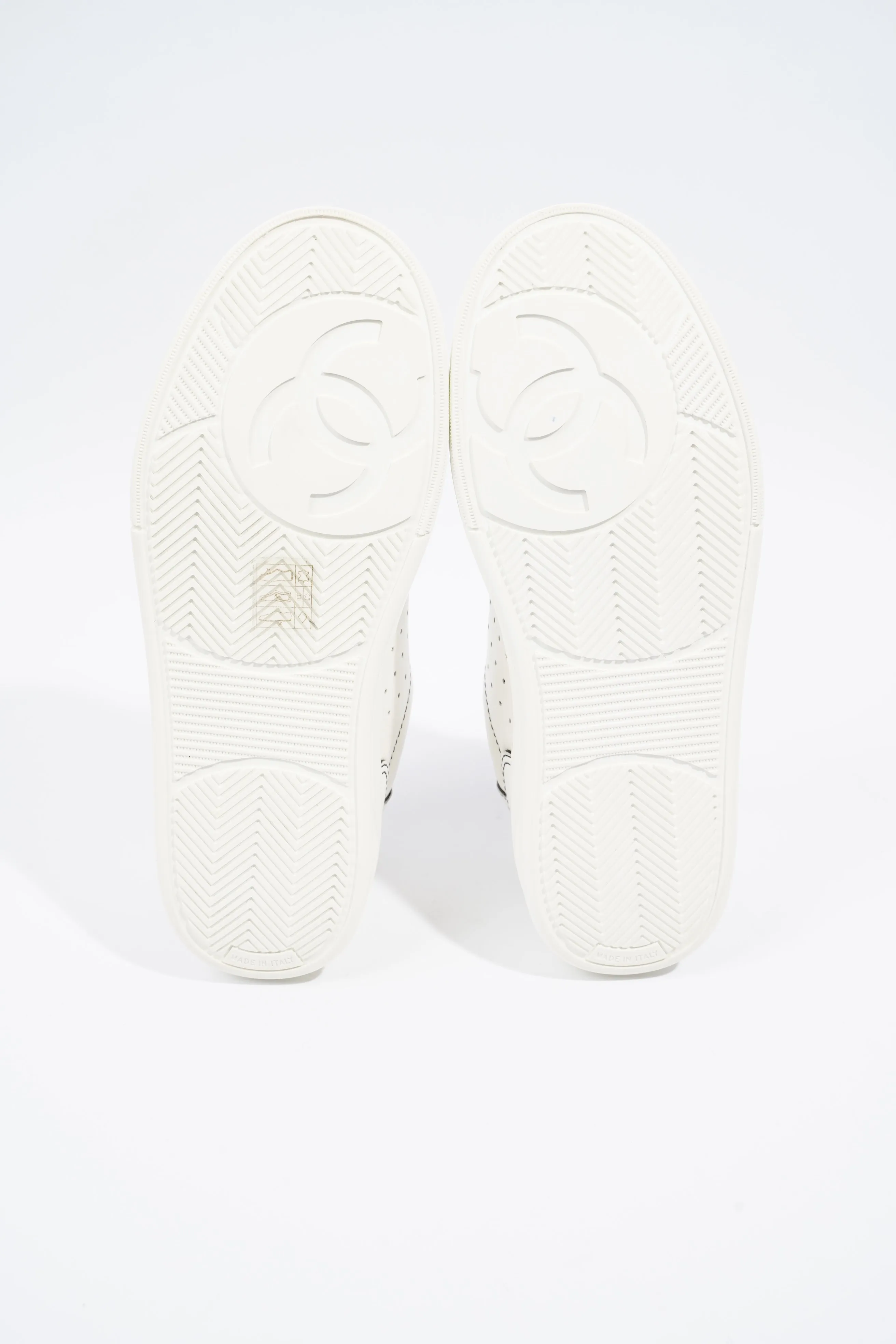 Chanel Chanel Logo White   Black Calfskin Leather EU 37 UK 4