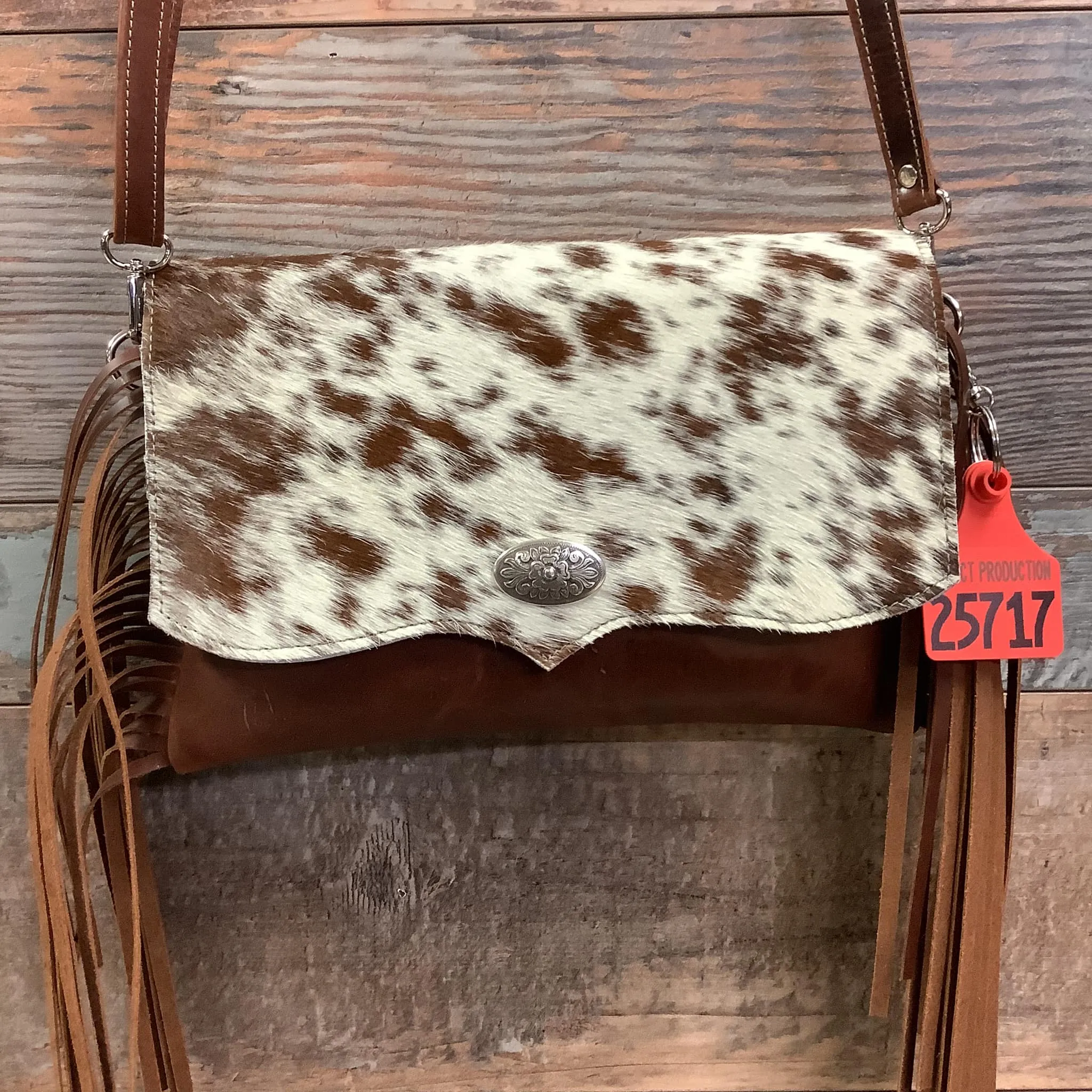 Classy Cowgirl - #25717 Bag Drop