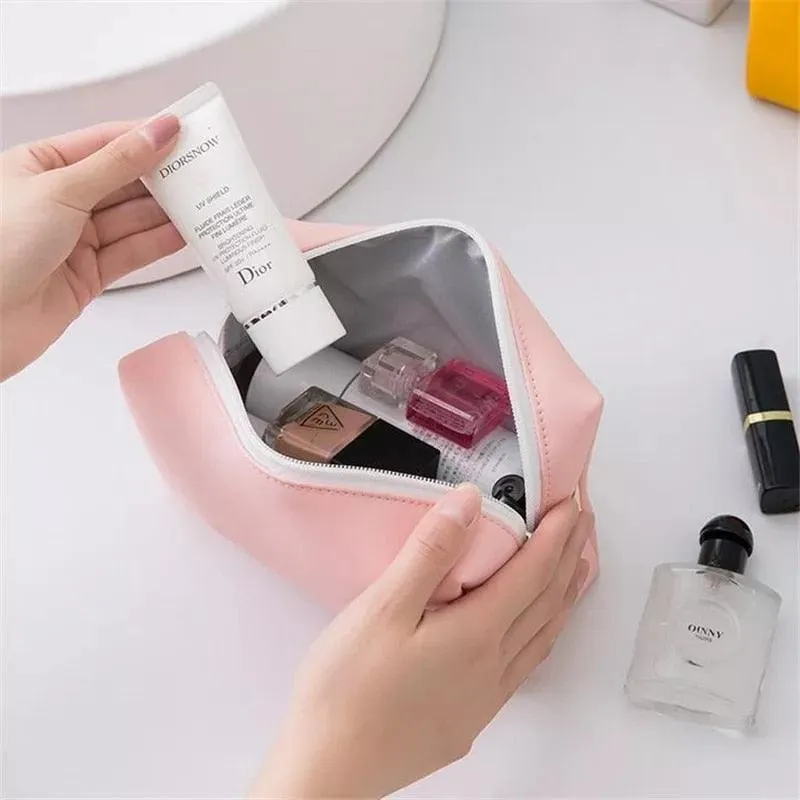 Cute Portable Make-Up Storage Bag