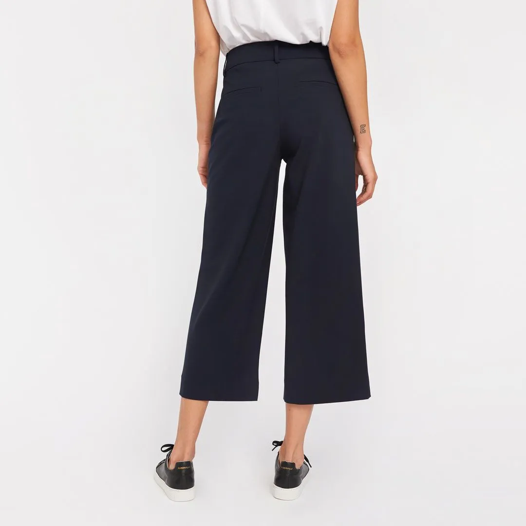 DenaFV Crop 285 Navy