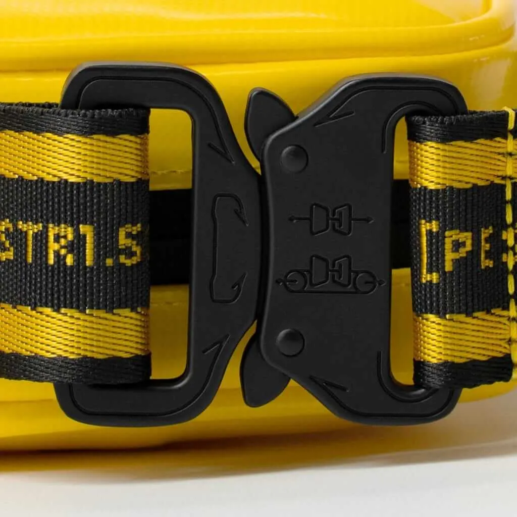 EDGE 1.6L Waterproof Shoulder Bag