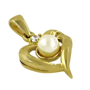 Elegant Heart-Shaped CZ Pearl Gold-Plated Silver Pendant