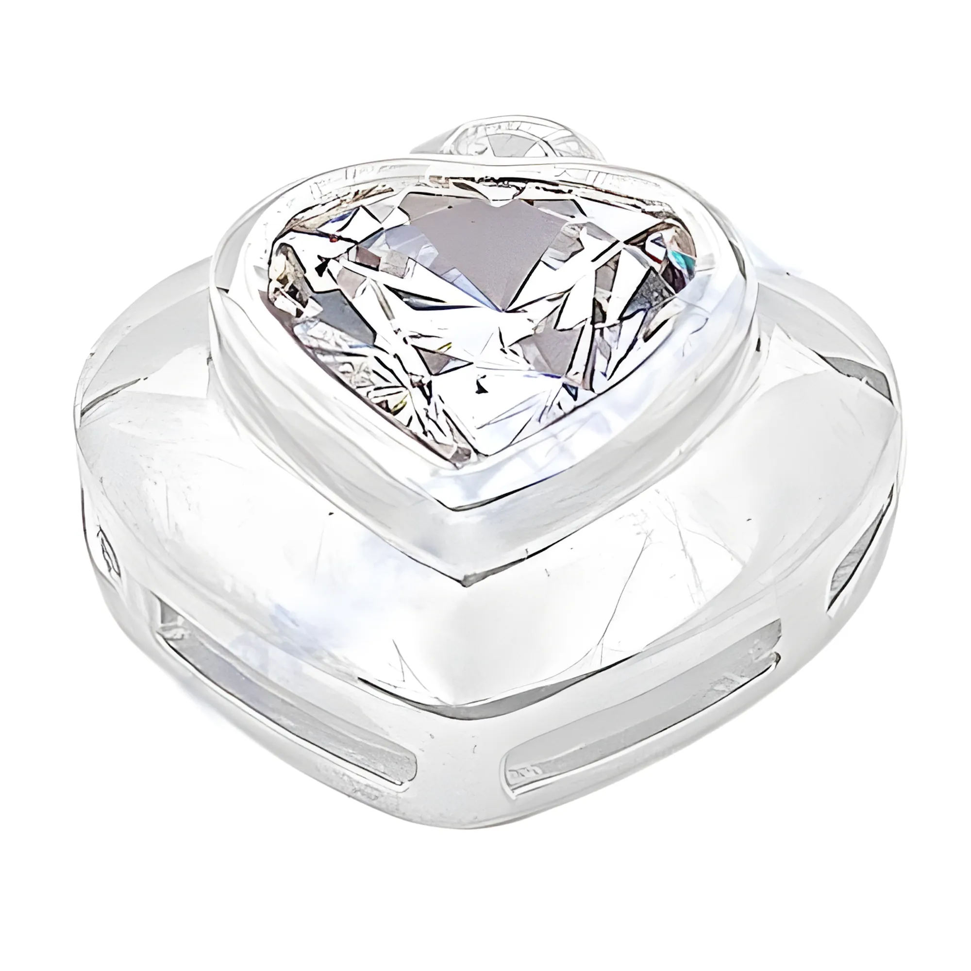 Elegant Silver Pendant with Simple Heart-Shaped Cubic Zirconia Gemstone