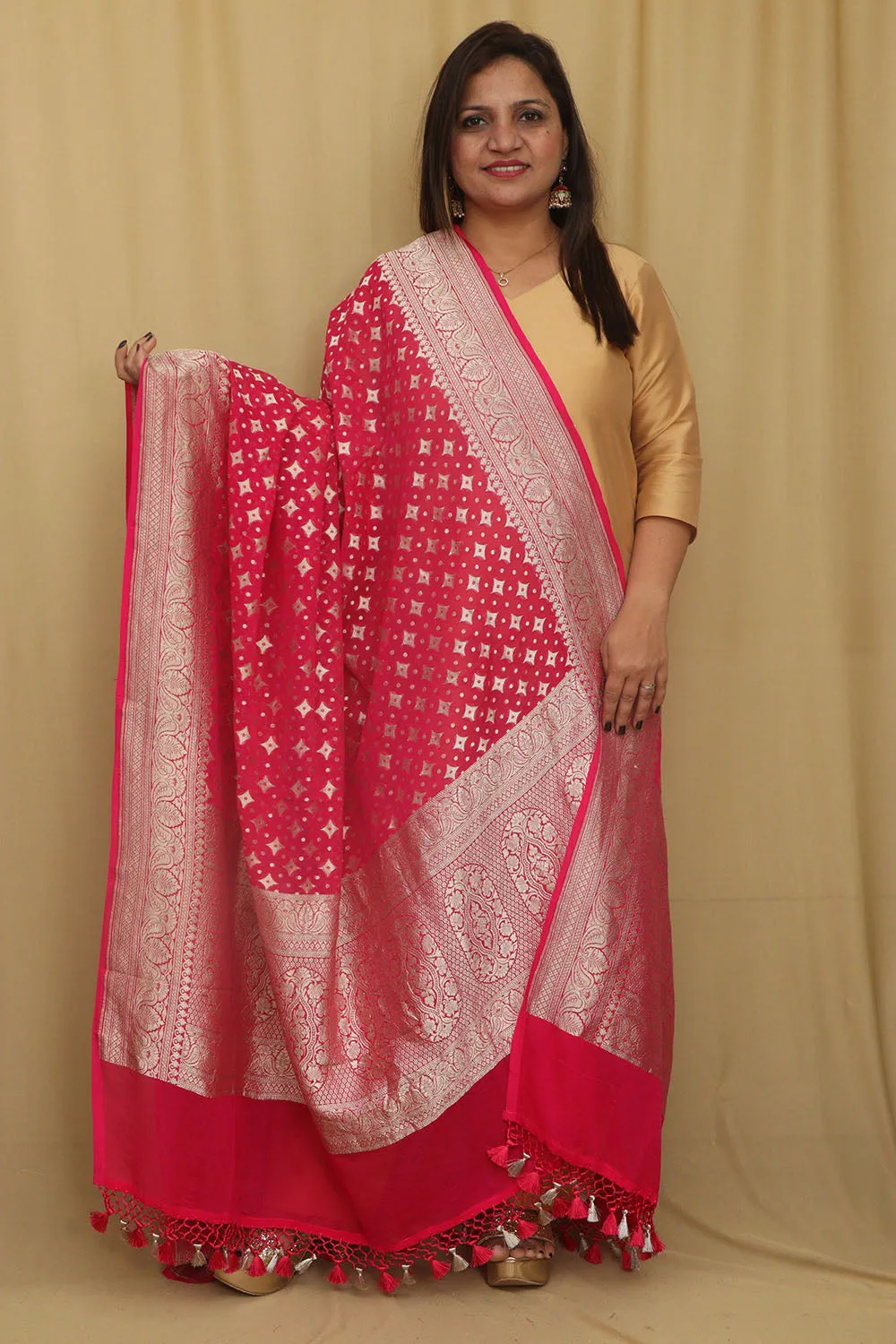 Exquisite Pink Banarasi Handloom Pure Georgette Dupatta