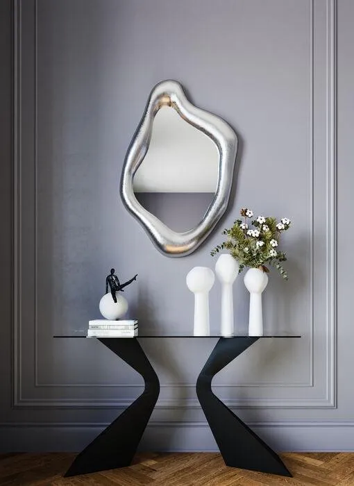 Gloria Glass Console