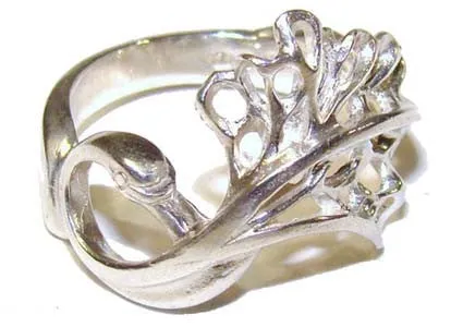 Graceful Children Of Lir Ring