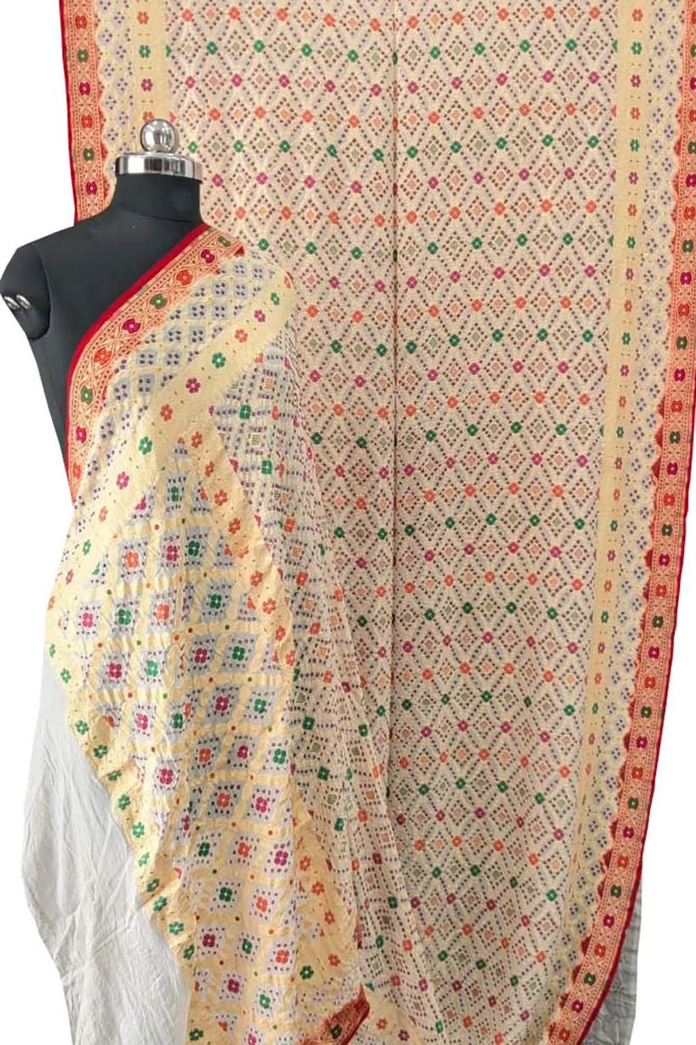 Graceful Off White Banarasi Bandhani Saree