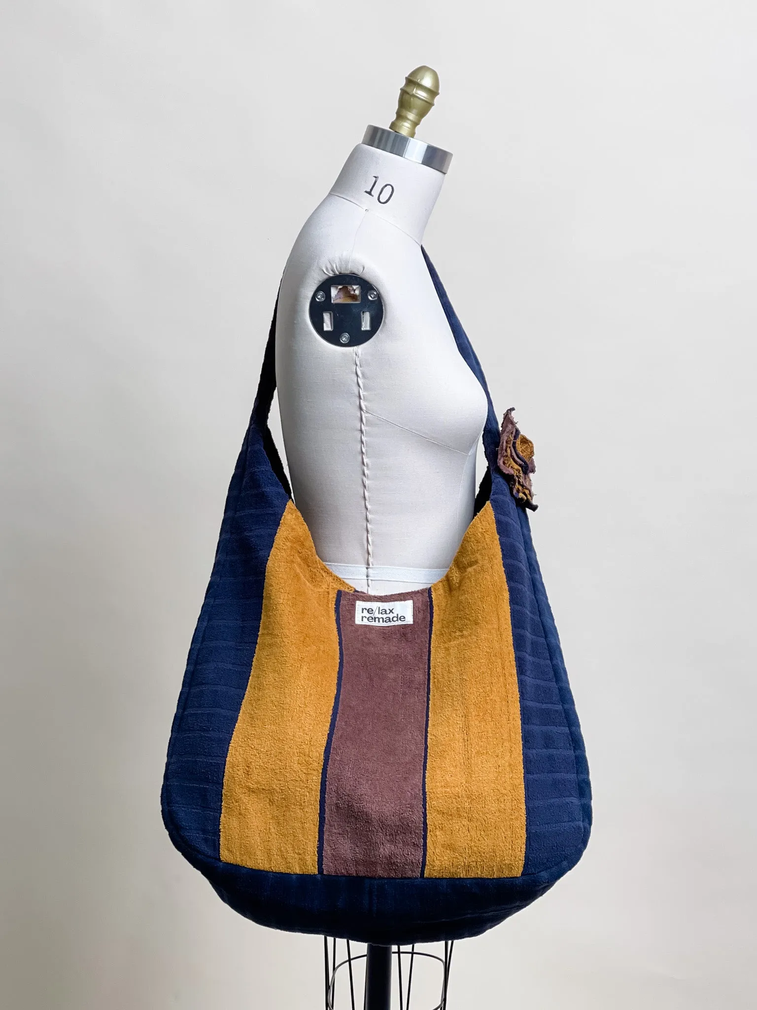 HORSESHOE BAG #5 (DESIGNER)