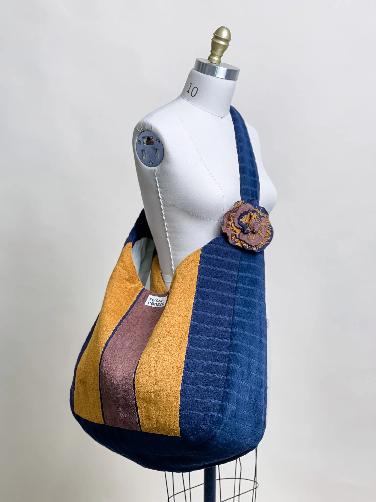 HORSESHOE BAG #5 (DESIGNER)