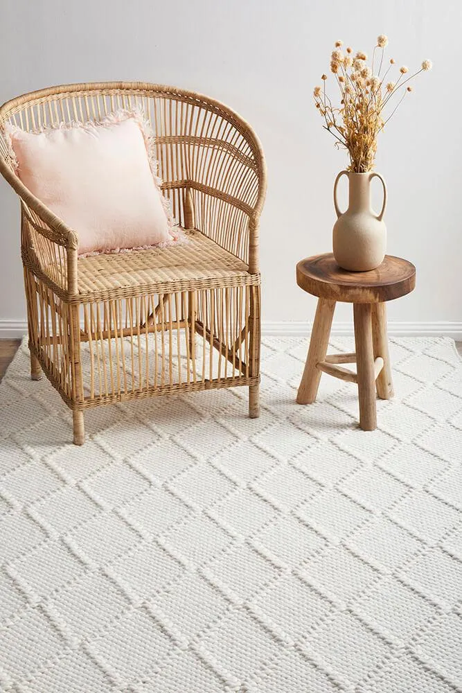 Huxley White Rug 320 x 230 CM