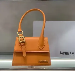 Jacquemus Le Chiquito Moyen Smooth Leather Tote Bag With Buckle