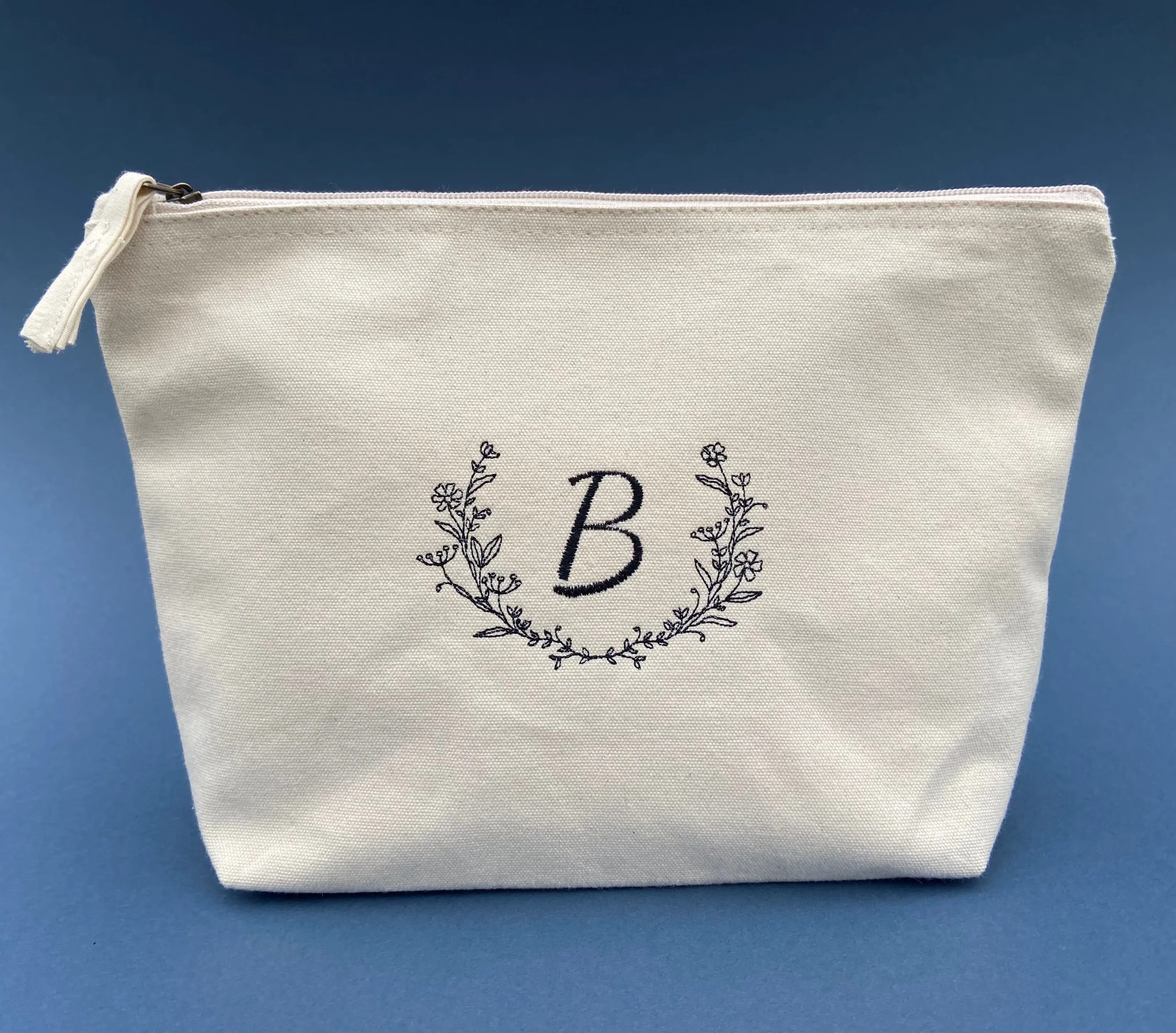Letter Wreath Makeup Bag