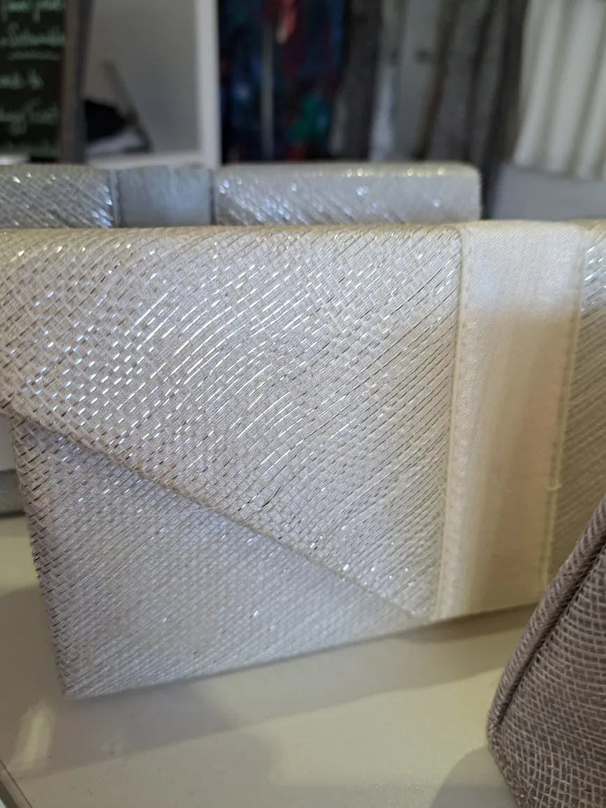 Metallic sinamay handbag
