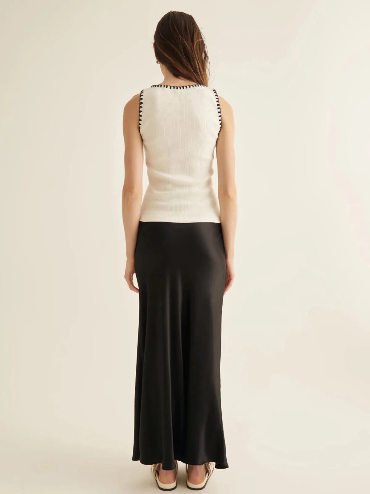 Minimalism Contrast Graceful Trim Sweater Vest