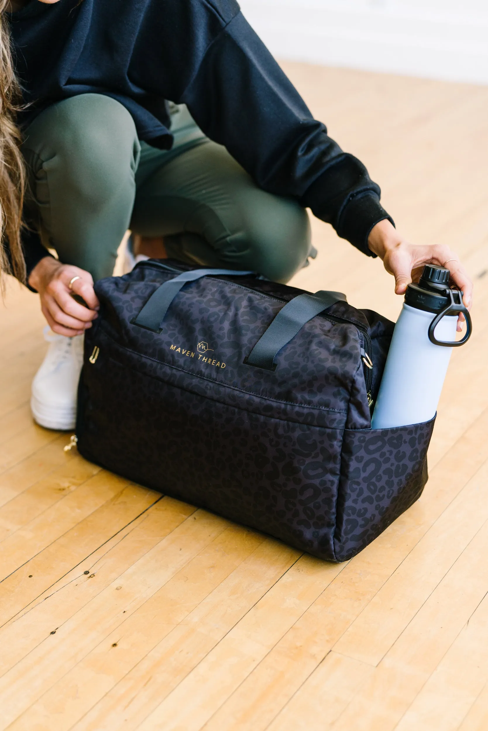 On the Go Duffel - Grey Leopard