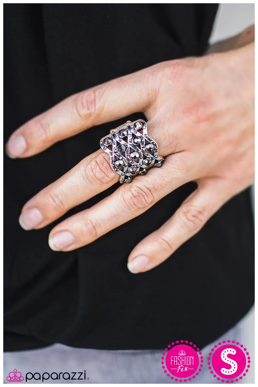 Open Door Jewelry - An Eye For Fashion - Silver Ring - Paparazzi Accessories