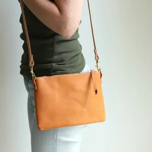 Small Leather Crossbody Clutch Bag - Tan Pebble