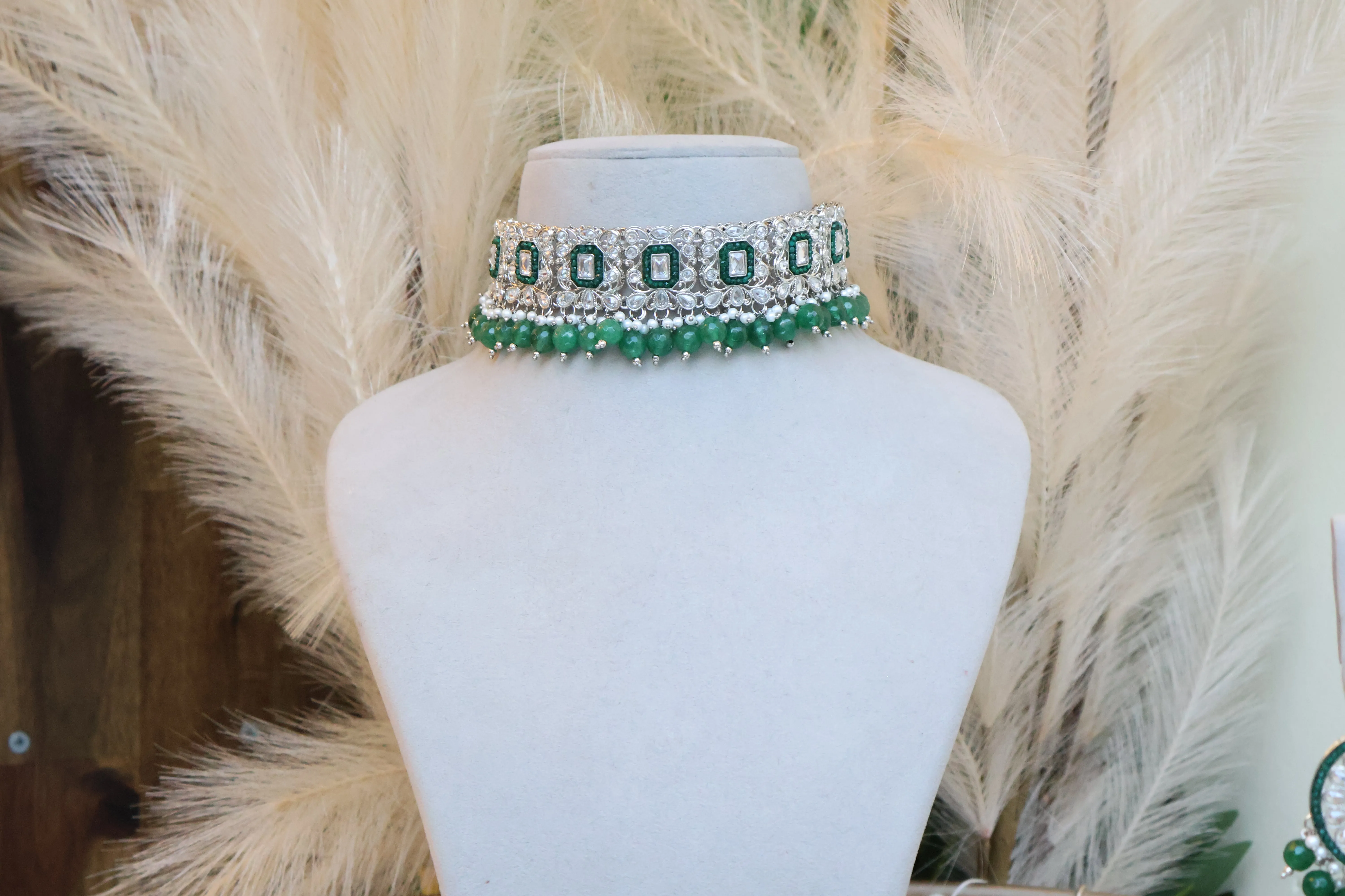 Stylish Green Choker with Tikka