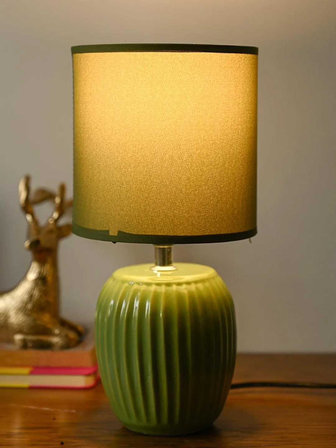 Stylish Light Green Table Lamp