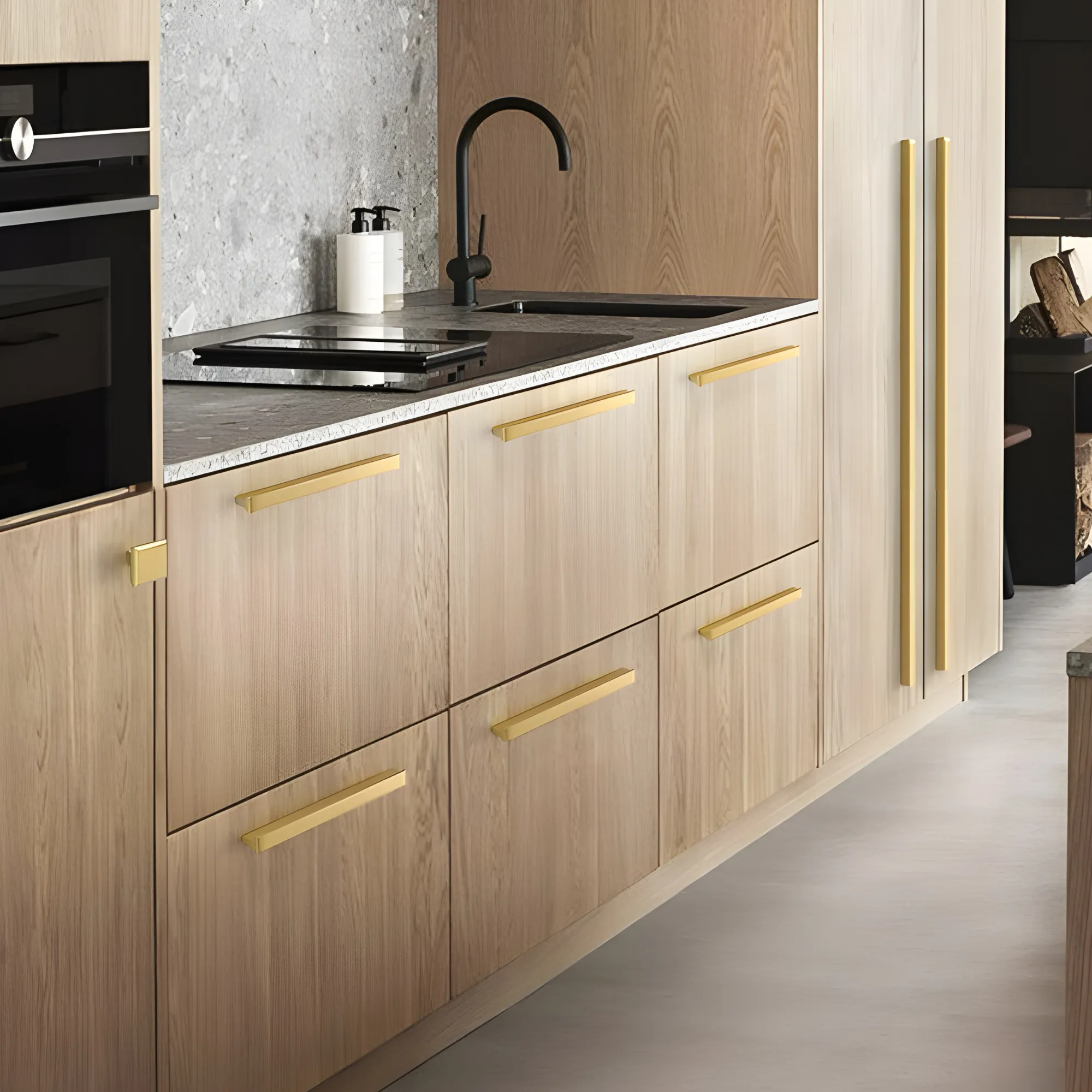 T-SHAPE / Solid Brass Pull Handles