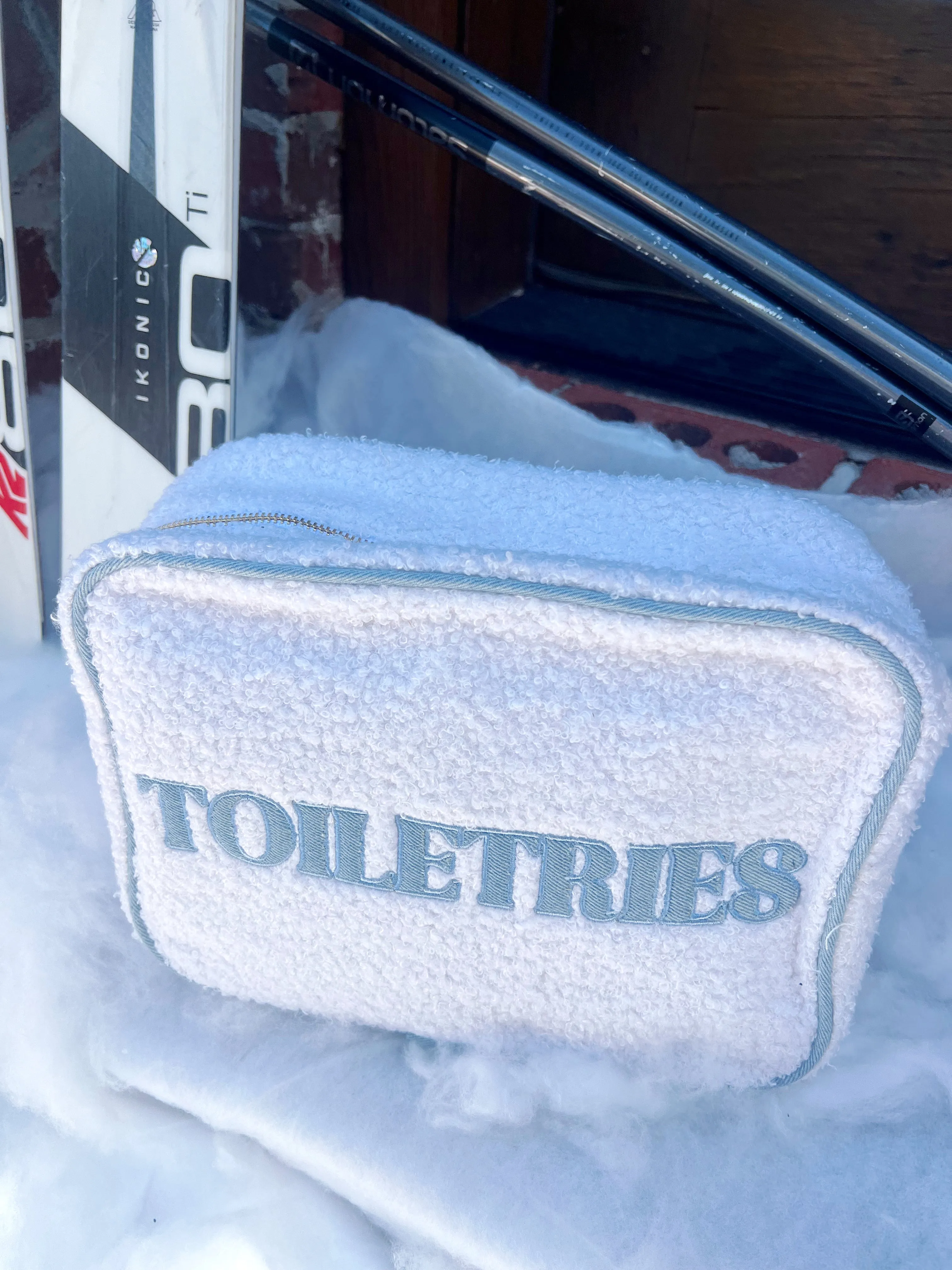 Toiletries - Sherpa   Denim XL